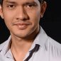 Iko Uwais: Agama, Keluarga, Pacar, Fakta, Karir Lengkap