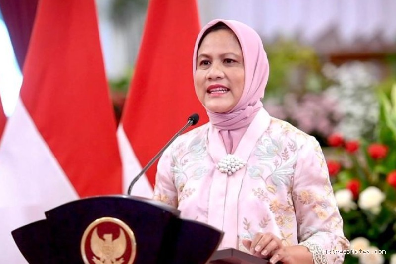 Biodata Iriana Jokowi: Agama, Keluarga, Pasangan, Fakta dan Karir