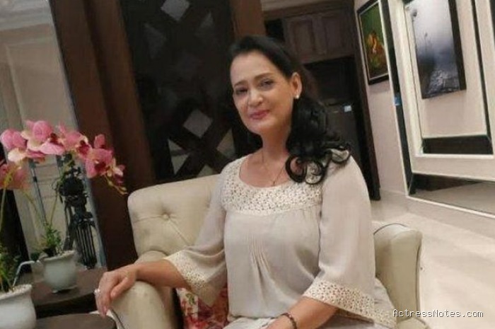 Biodata Ivanka Suwandi: Agama, Keluarga, Pasangan, Fakta dan Karir