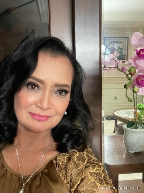 Biodata Ivanka Suwandi: Agama, Keluarga, Pasangan, Fakta dan Karir