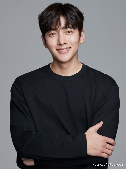 Ji Chang Wook: Agama, Pacar, Fakta & Karir Lengkap