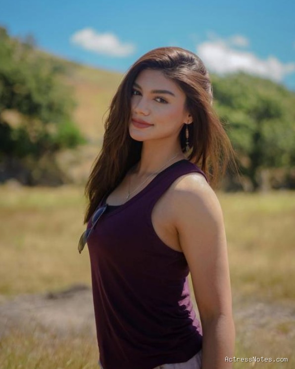 Jihane Almira Biodata: Agama, Keluarga, Pacar, Fakta Karir