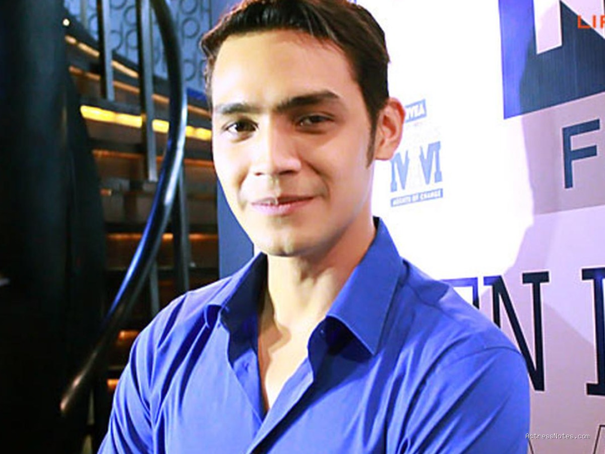 Biodata Jonas Rivanno: Agama, Keluarga, Pacar, Fakta dan Karir