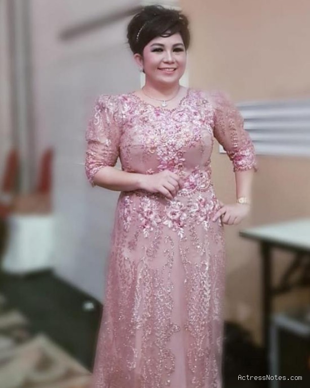 Biodata Joy Tobing: Agama, Keluarga, Pasangan, Fakta dan Karir