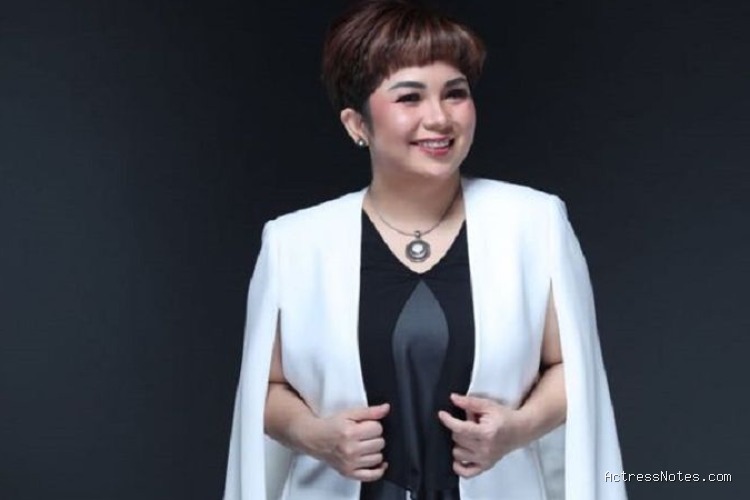 Biodata Joy Tobing: Agama, Keluarga, Pasangan, Fakta dan Karir