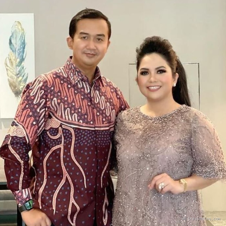 Biodata Joy Tobing: Agama, Keluarga, Pasangan, Fakta dan Karir