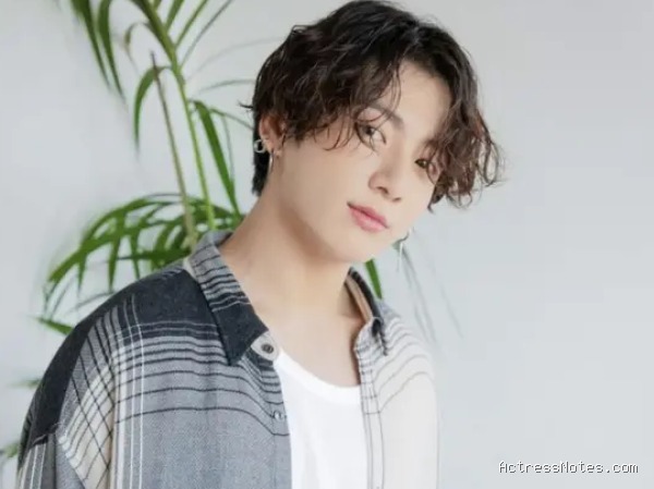 Biodata Jungkook: Agama, Keluarga, Pacar, Fakta dan Karir