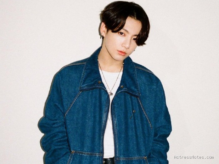Biodata Jungkook: Agama, Keluarga, Pacar, Fakta dan Karir
