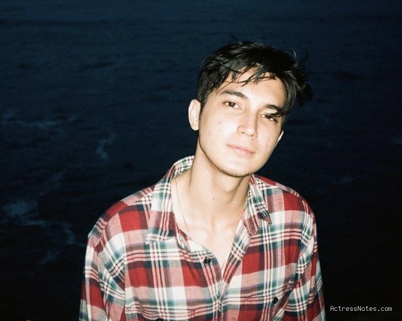 Biodata Junior Roberts: Agama, Keluarga, Pacar, Fakta dan Karir