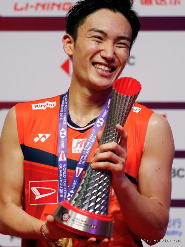 Biodata Kento Momota: Agama, Keluarga, Pacar, Fakta dan Karir