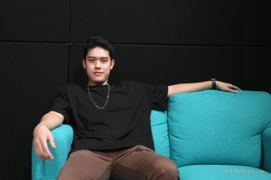 Biodata Kenzo Defras: Agama, Keluarga, Pacar, Fakta dan Karir