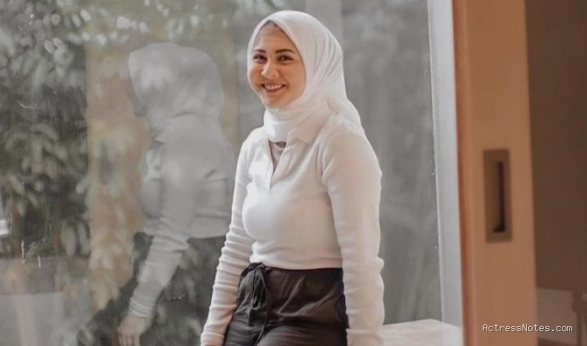Biodata Kesha Ratuliu: Agama, Keluarga, Pacar, Fakta dan Karir