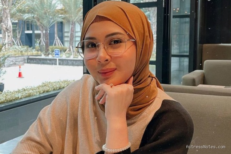 Biodata Kesha Ratuliu: Agama, Keluarga, Pacar, Fakta dan Karir