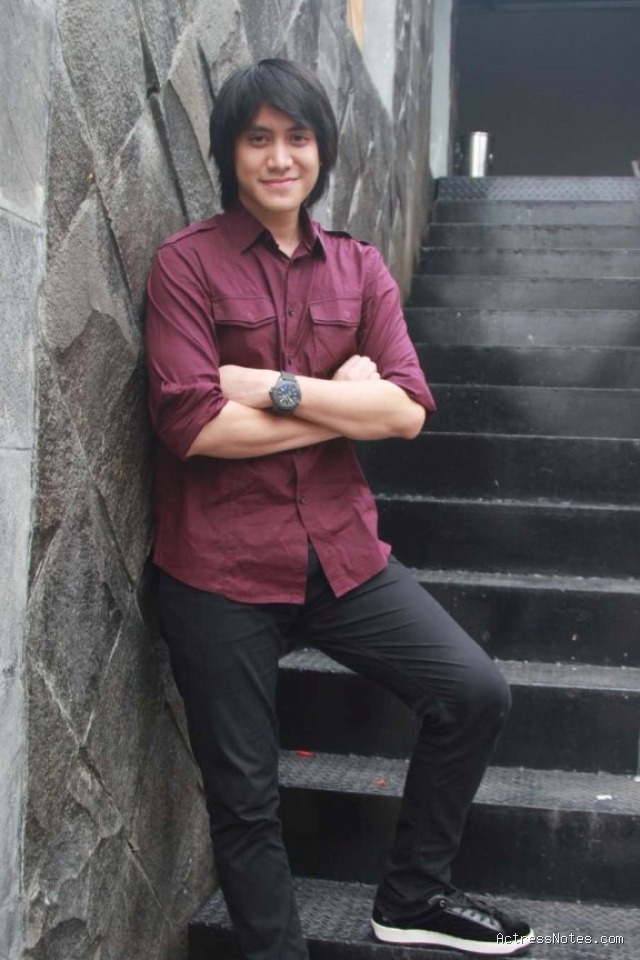 Biodata Kevin Aprilio: Agama, Keluarga, Pacar, Fakta dan Karir