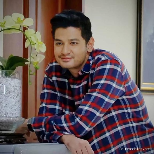 Biodata Kevin Hillers: Agama, Keluarga, Pacar, Fakta dan Karir