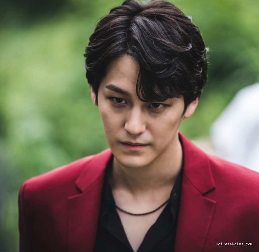 Biodata Kim Bum: Agama, Keluarga, Pacar, Fakta dan Karir