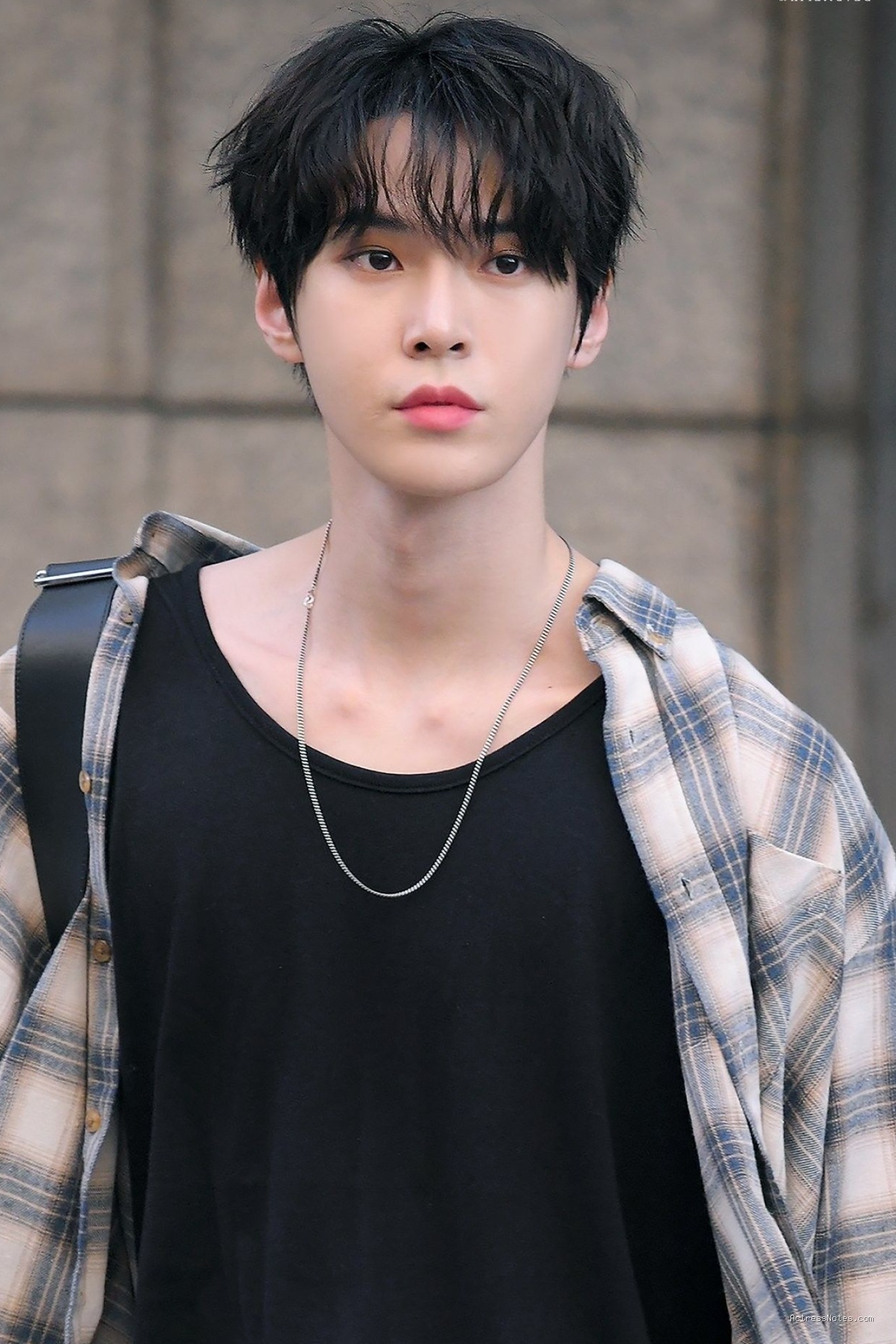 Biodata Kim Doyoung: Agama, Keluarga, Pacar, Fakta dan Karir Biodata Kim Doyoung: Agama, Keluarga, Pacar, Fakta dan Karir