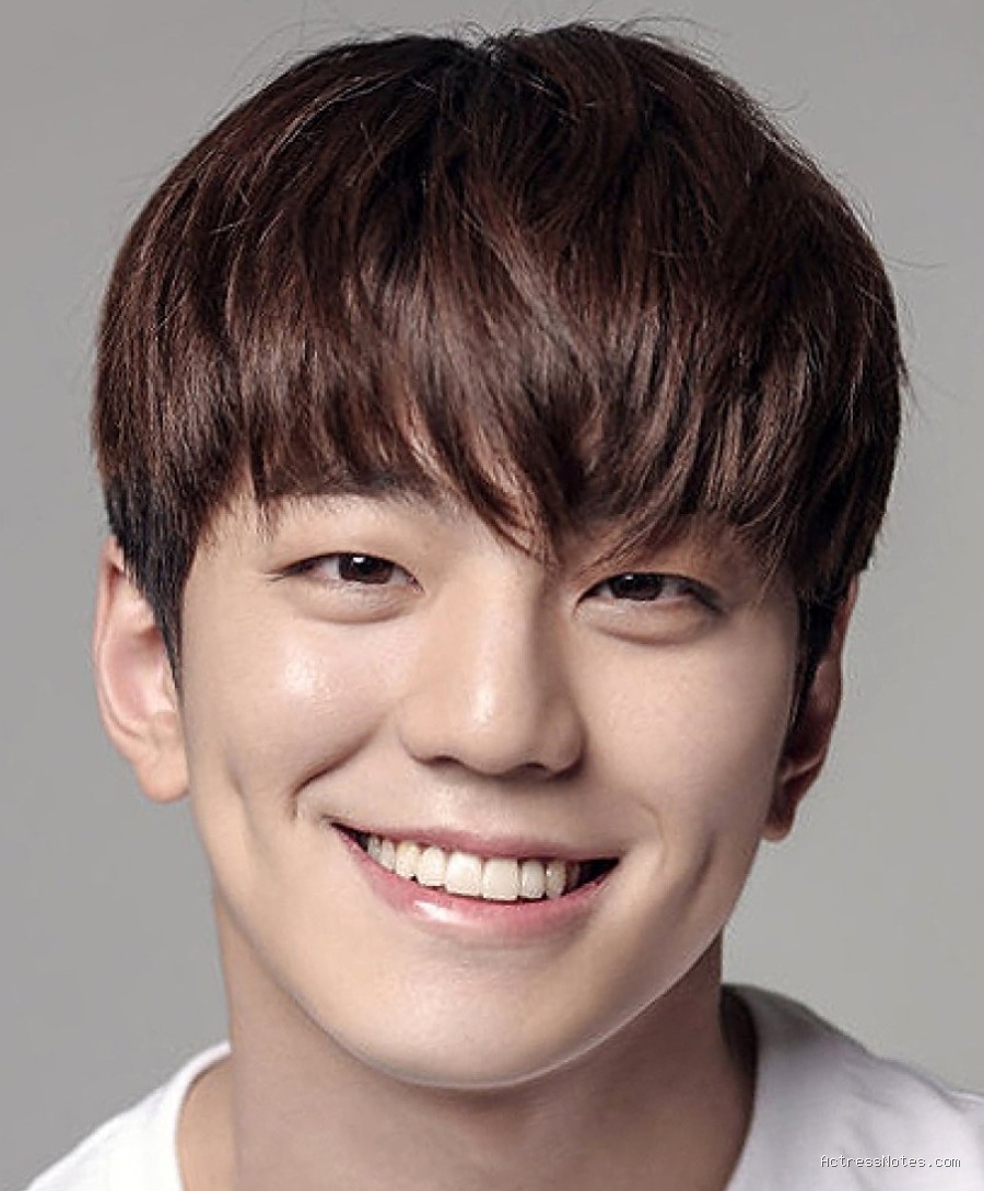 Biodata Kim Min Kyu: Agama, Keluarga, Pacar, Fakta dan Karir