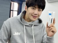 kim-seon-ho-agama-keluarga-pacar-fakta-karir-terungkap-63589 Kim Seon Ho: Agama, Keluarga, Pacar, Fakta Karir Terungkap