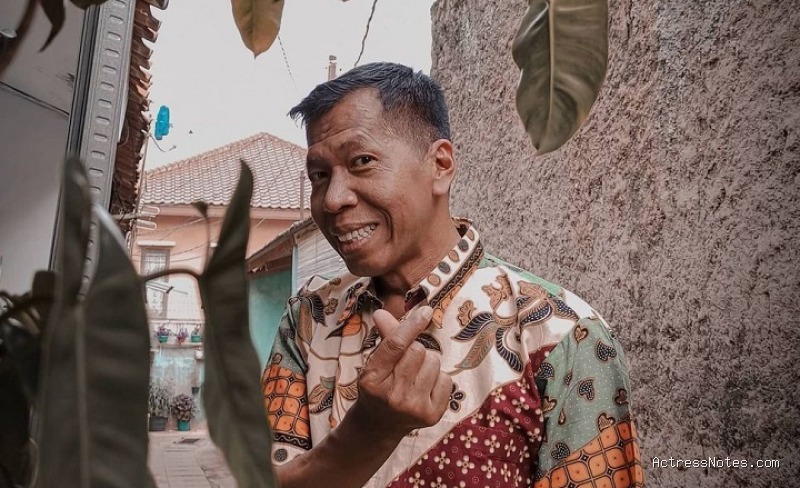 Biodata Kiwil: Agama, Keluarga, Pasangan, Fakta dan Karir
