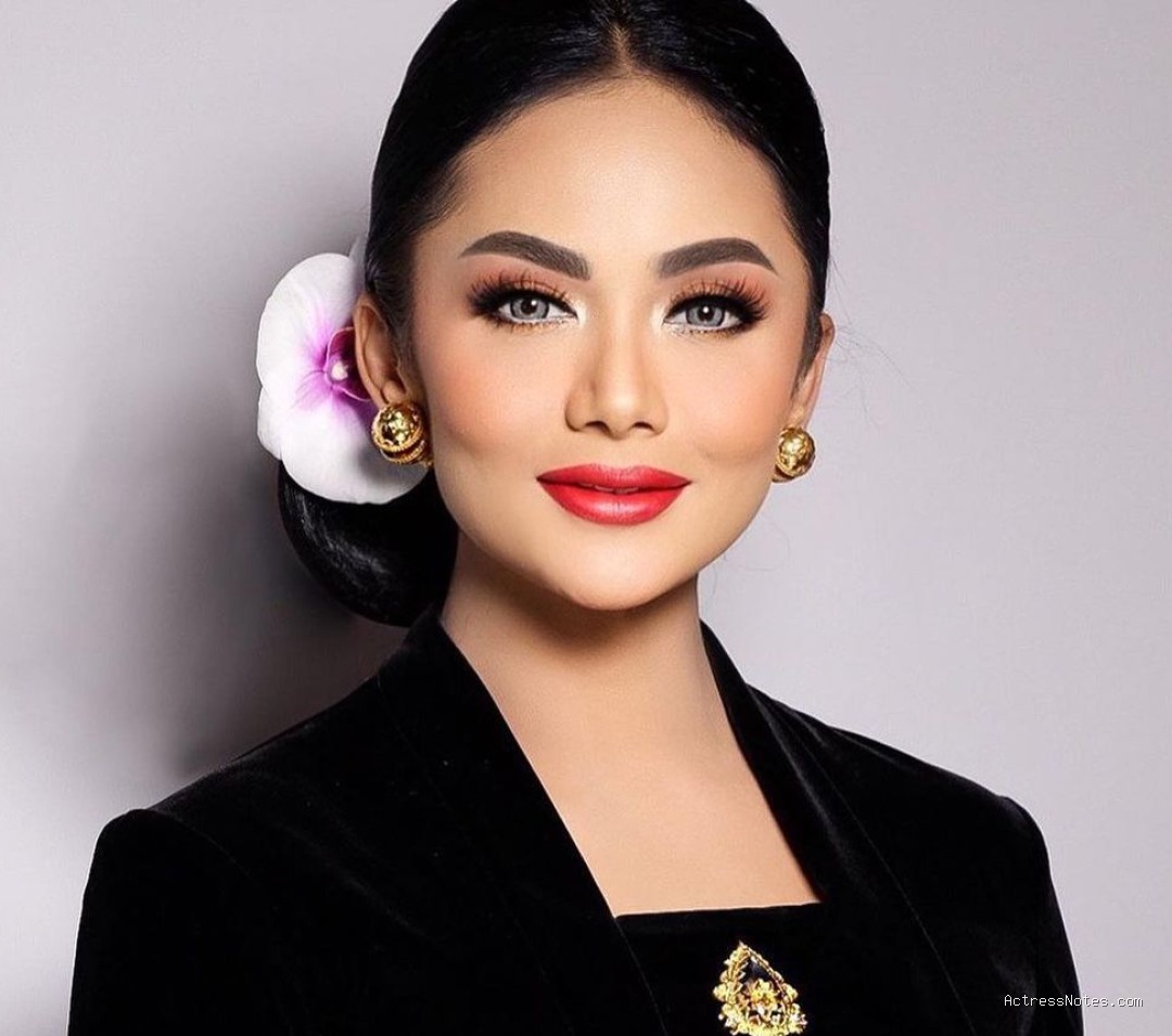 Biodata Krisdayanti: Agama, Keluarga, Pasangan, Fakta dan Karir