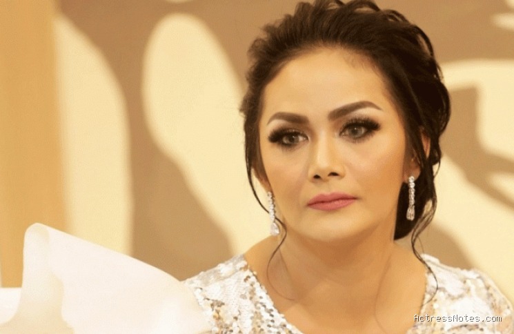Biodata Krisdayanti: Agama, Keluarga, Pasangan, Fakta dan Karir