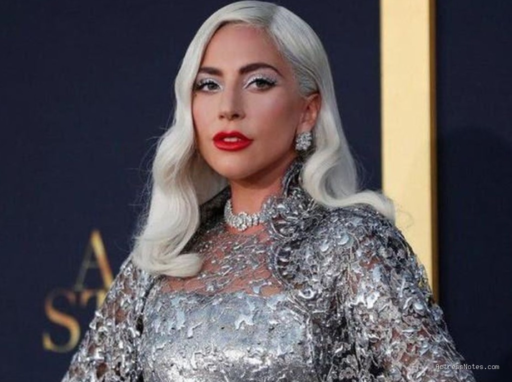 Biodata Lady Gaga: Agama, Keluarga, Pacar, Fakta dan Karir