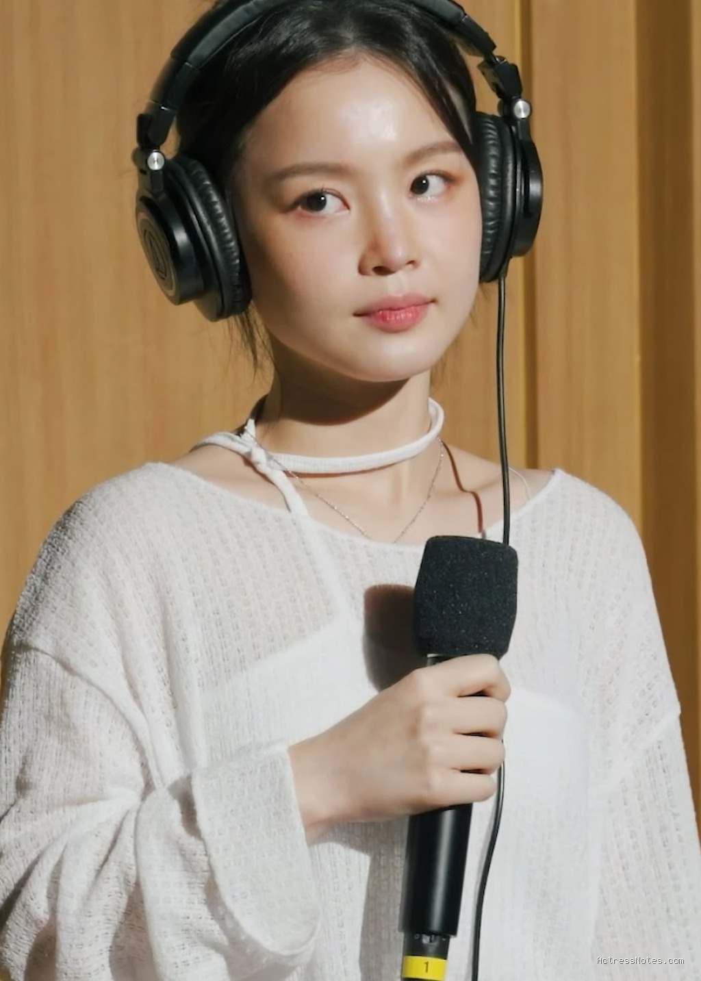 Biodata Lee Hi: Agama, Keluarga, Pacar, Fakta dan Karir
