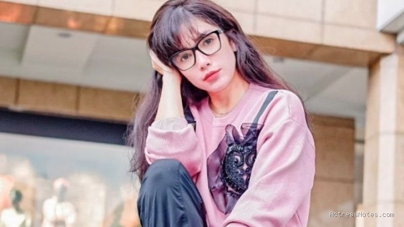 Biodata Lola Diara Fidya: Agama, Keluarga, Pacar, Fakta dan Karir