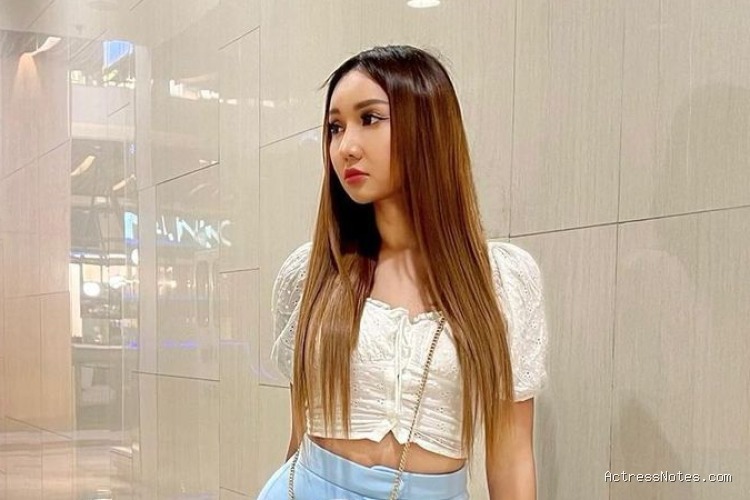 Biodata Lucinta Luna: Agama, Keluarga, Pacar, Fakta dan Karir