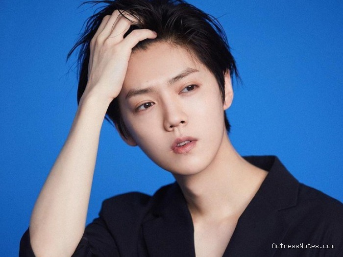 Biodata Luhan: Agama, Keluarga, Pacar, Fakta dan Karir
