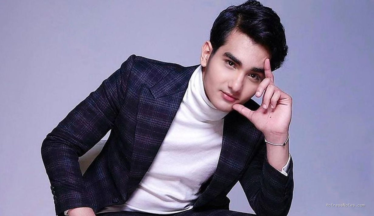 Biodata Mahdy Reza: Agama, Keluarga, Pacar, Fakta dan Karir