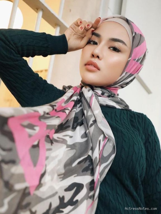Biodata Medina Zein: Agama, Keluarga, Pacar, Fakta dan Karir