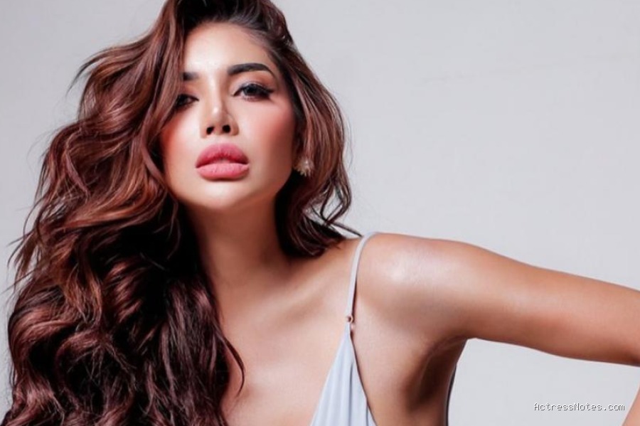 Biodata Millen Cyrus: Agama, Keluarga, Pacar, Fakta dan Karir