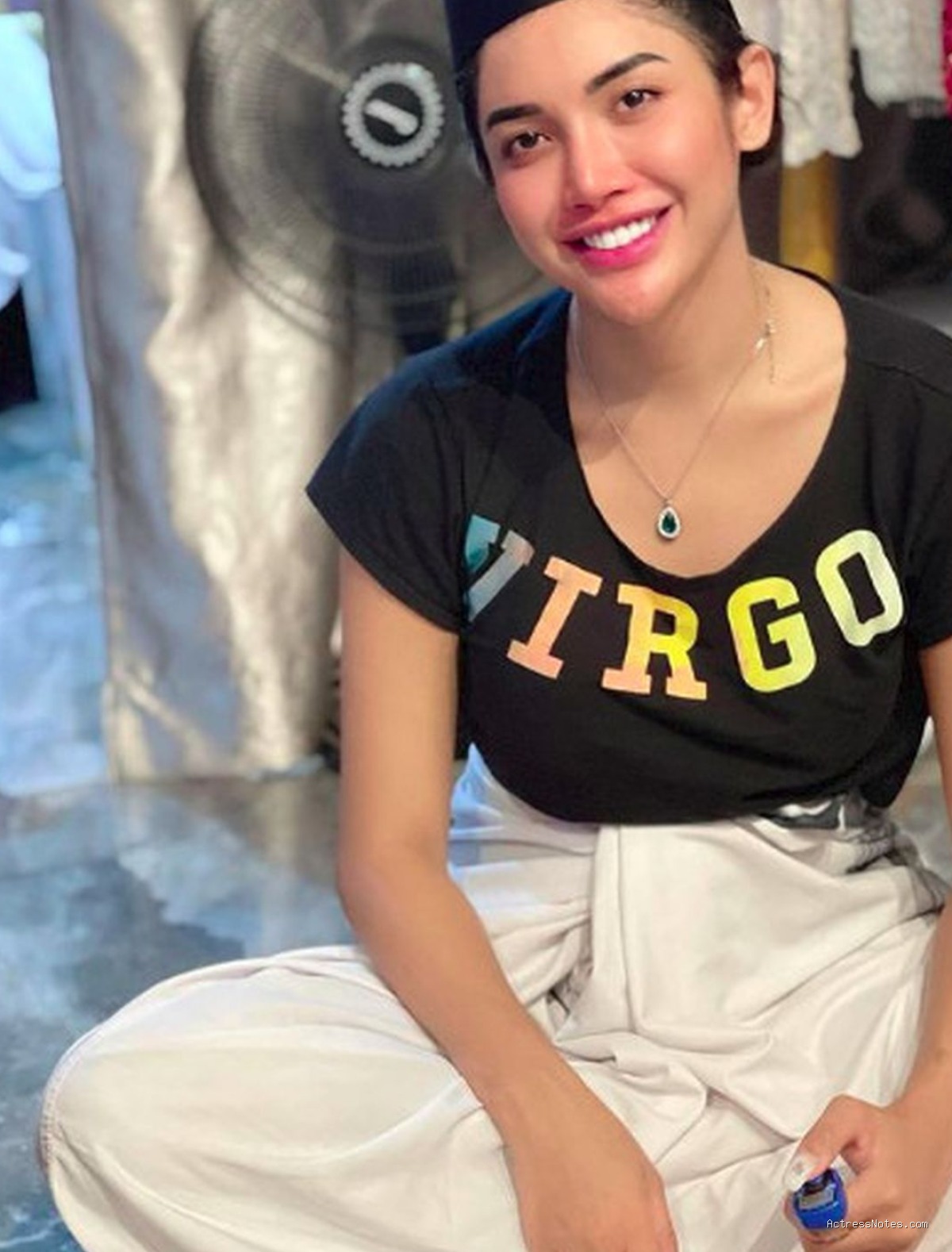 Biodata Millen Cyrus: Agama, Keluarga, Pacar, Fakta dan Karir