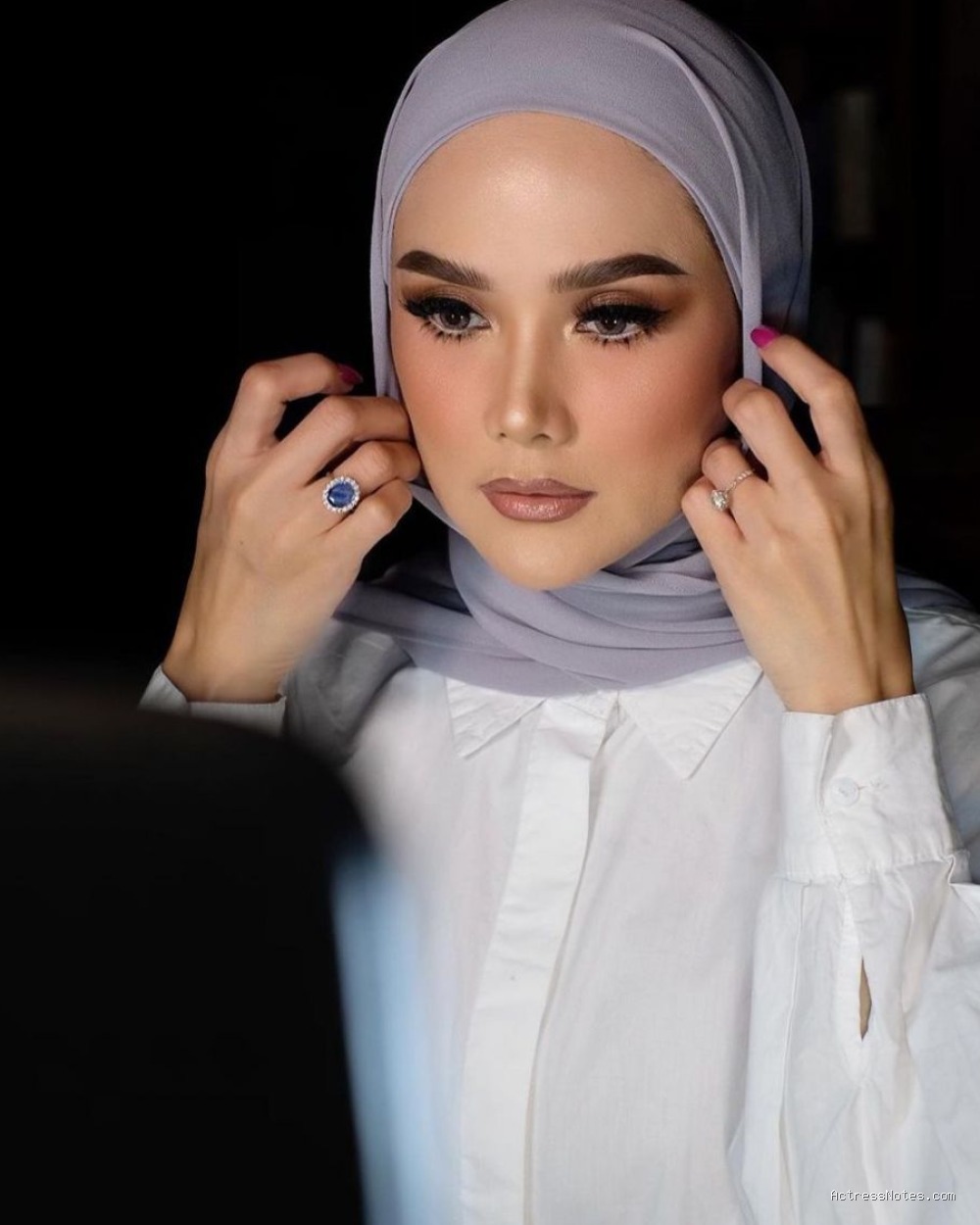 Biodata Mulan Jameela: Agama, Keluarga, Pasangan, Fakta dan Karir