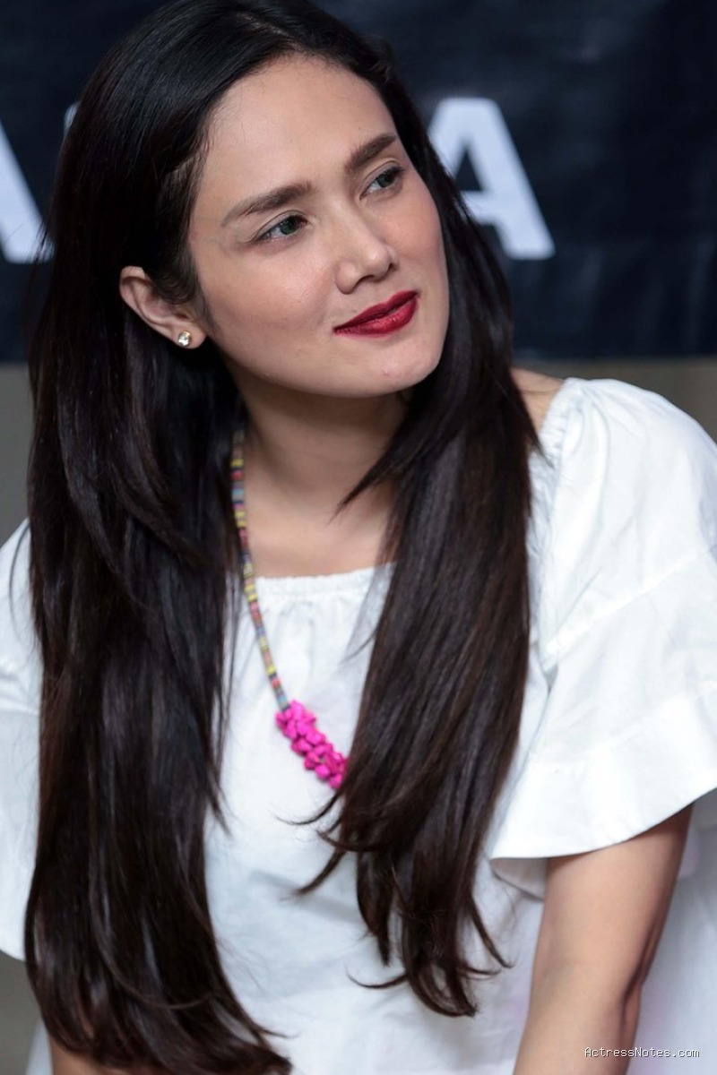 Mulan Jameela: Biodata Lengkap, Agama, Keluarga, Pasangan, Karir