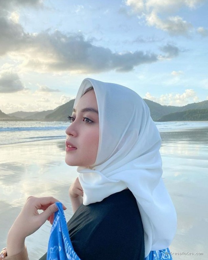 Biodata Nabilah Ayu: Agama, Keluarga, Pacar, Fakta dan Karir