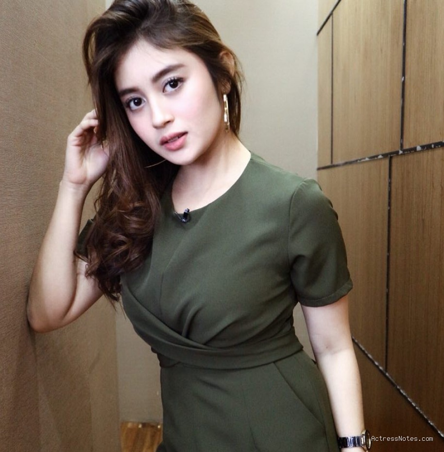 Biodata Nabilah Ayu: Agama, Keluarga, Pacar, Fakta dan Karir