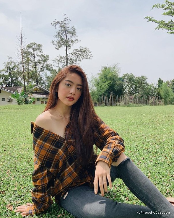 Biodata Natalie Zenn: Agama, Keluarga, Pacar, Fakta dan Karir
