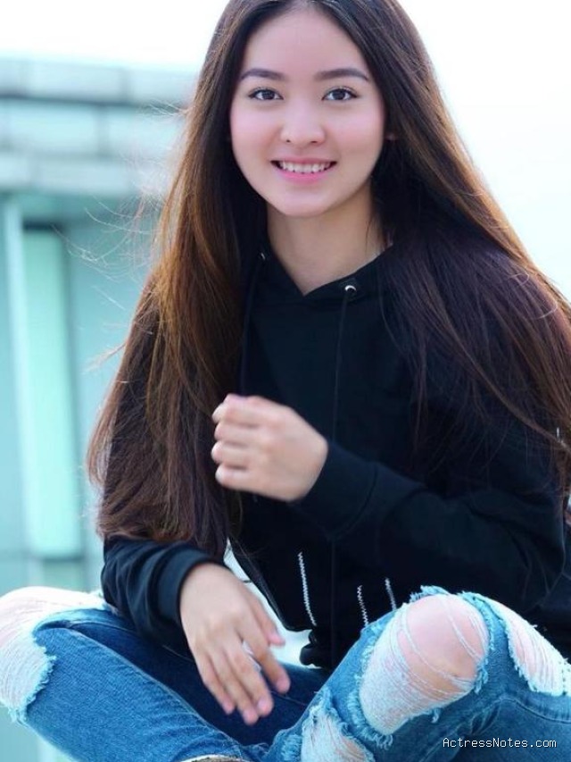 Biodata Natasha Wilona: Agama, Keluarga, Pacar, Fakta dan Karir