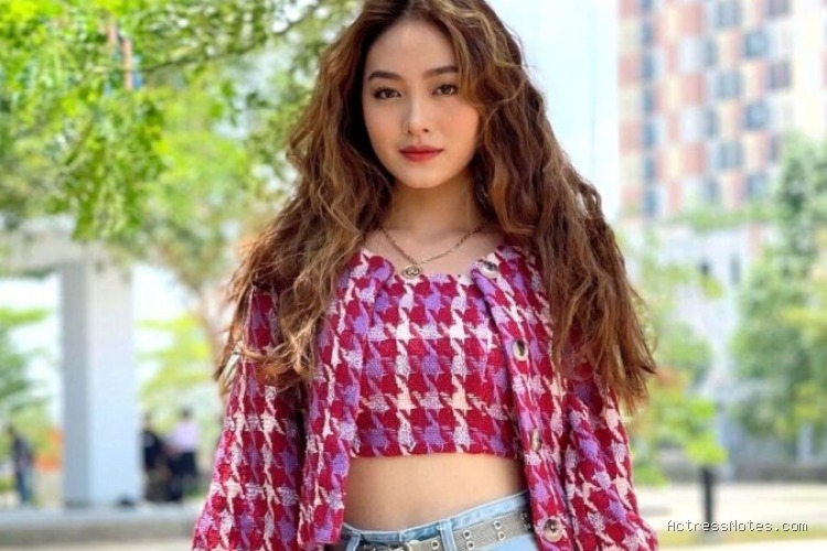 Biodata Natasha Wilona: Agama, Keluarga, Pacar, Fakta dan Karir