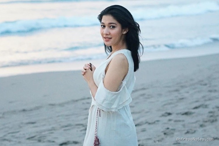Naysila Mirdad: Agama, Keluarga, Pacar, Fakta & Karir Terungkap