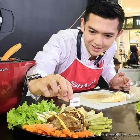 Biodata Nicky Tirta: Agama, Keluarga, Pacar, Fakta dan Karir