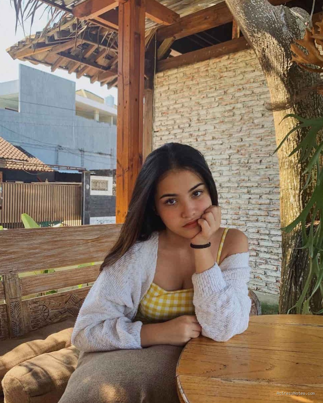 Biodata Nicole Parham: Agama, Keluarga, Pacar, Fakta dan Karir