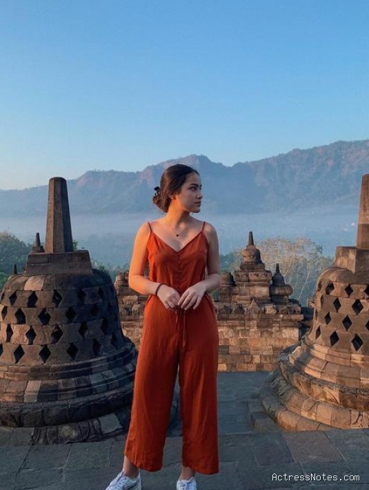 Biodata Nicole Parham: Agama, Keluarga, Pacar, Fakta dan Karir