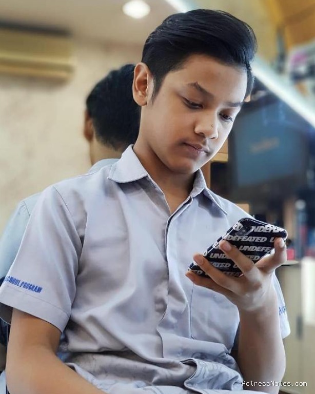 Biodata Nino Kuya: Agama, Keluarga, Pacar, Fakta dan Karir