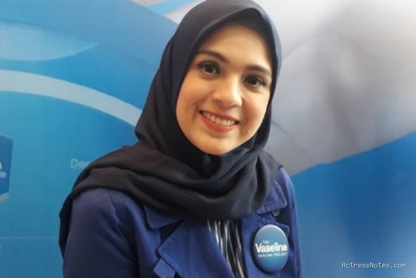 Biodata Nycta Gina: Agama, Keluarga, Pacar, Fakta dan Karir