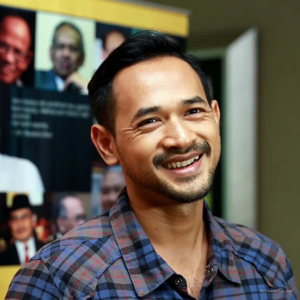 Biodata Oka Antara: Agama, Keluarga, Pacar, Fakta dan Karir