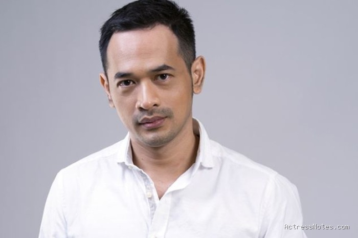 Biodata Oka Antara: Agama, Keluarga, Pacar, Fakta dan Karir